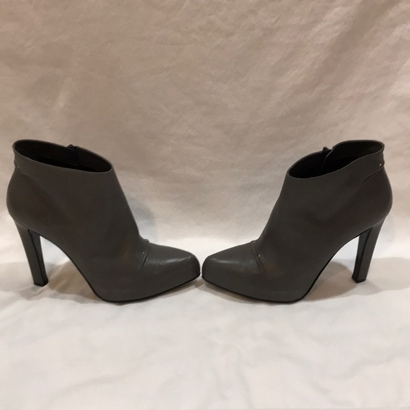 Roger Vivier Shoes - Roger Vivier Polly Ankle Boots leather NEW 39.5